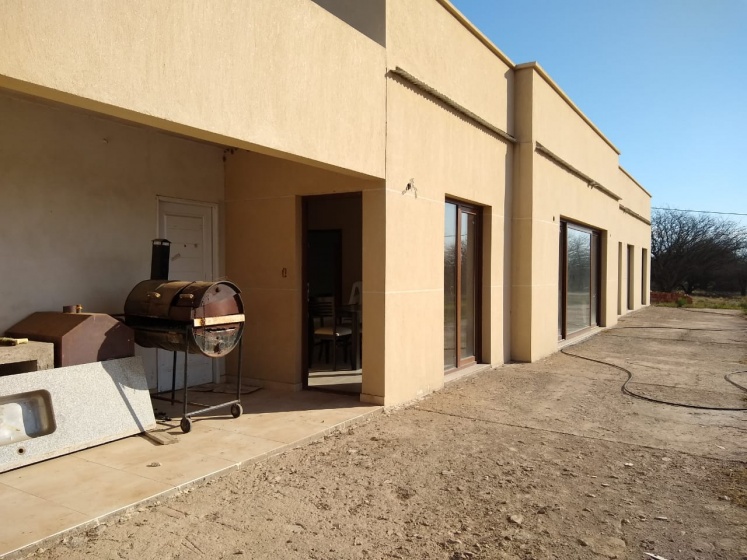 Cuesta del Sur privado, La Pampa, 6300, ,Casaquinta,En Venta,1041
