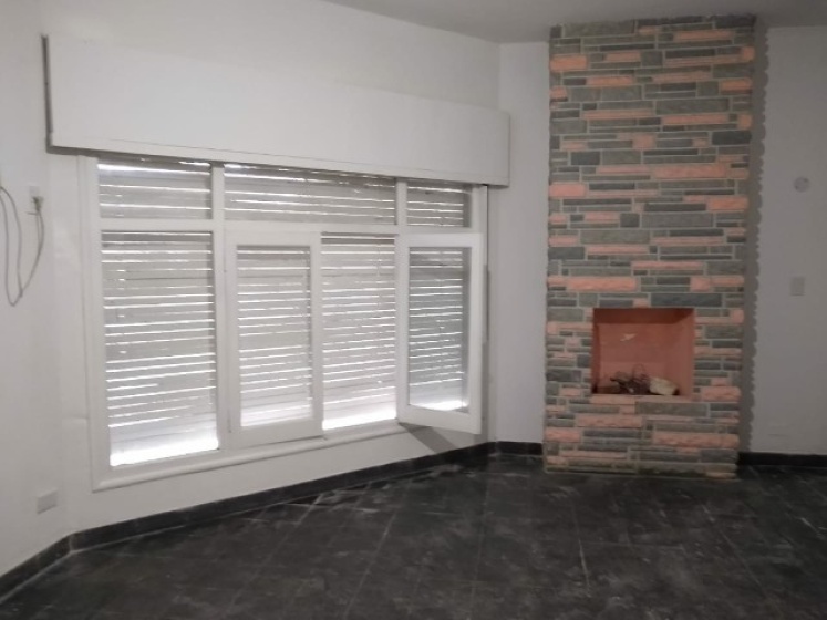 Rivadavia esq. O'higgins centro, La Pampa, 6300, 2 Habitaciones Habitaciones, ,Casa,En Venta,1049